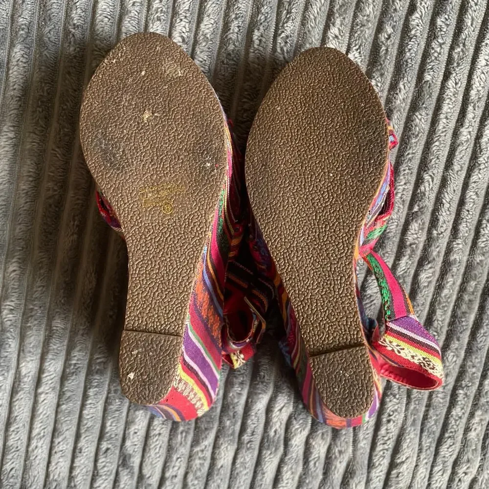 Selina by Summer Rio Wedge Sandals Womens Size 8 Tribal Striped